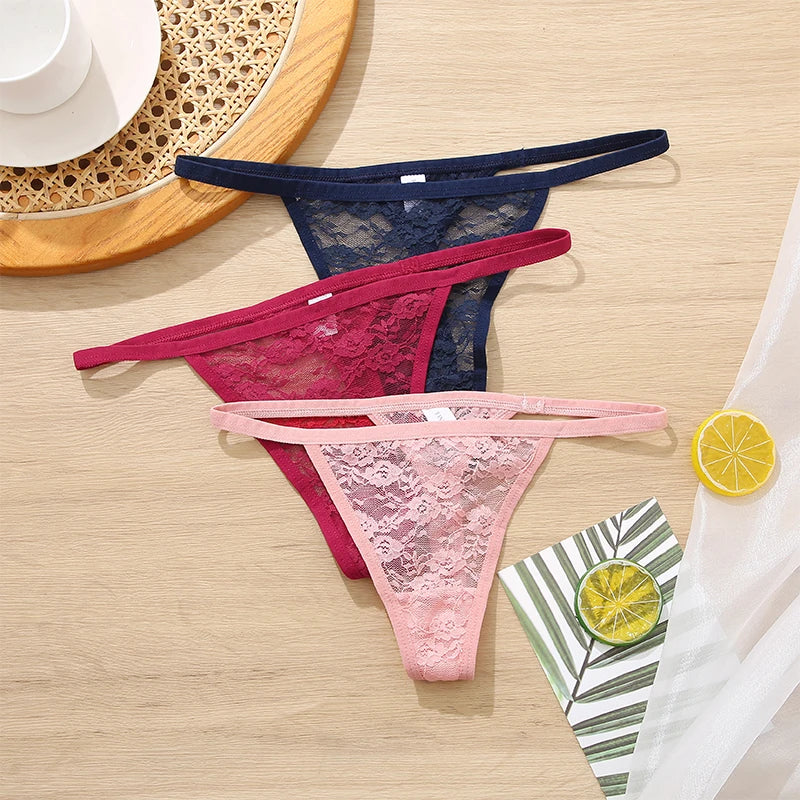 LaceBloom Panty Set
